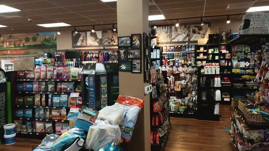 Pet Valu | 1024 Lititz Pike, Lititz, PA 17543, USA | Phone: (717) 626-3355