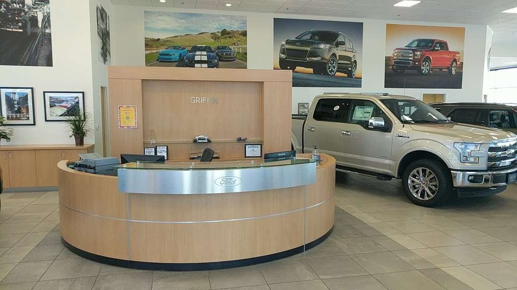 Griffin Ford | 1940 E Main St, Waukesha, WI 53186, USA | Phone: (262) 542-5781