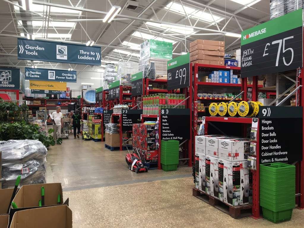 Homebase - St Albans Hatfield Road | The Courtyard Alban Park, Hatfield Rd, St Albans AL4 0JJ, UK | Phone: 0345 646 3230