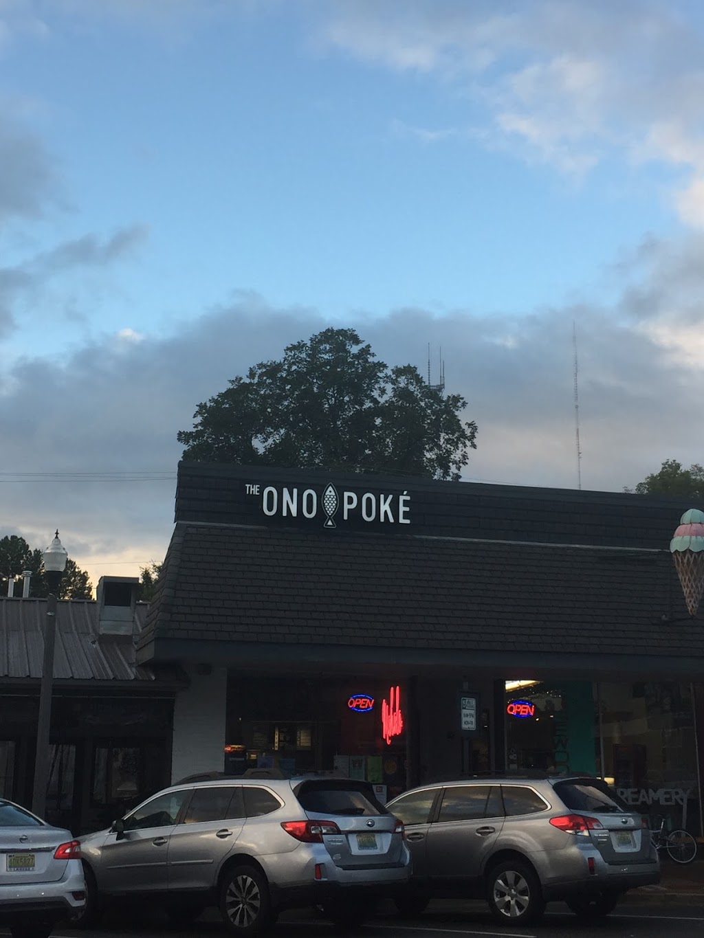 The ono poke | 934 Oxmoor Rd, Homewood, AL 35209, USA | Phone: (205) 238-5508