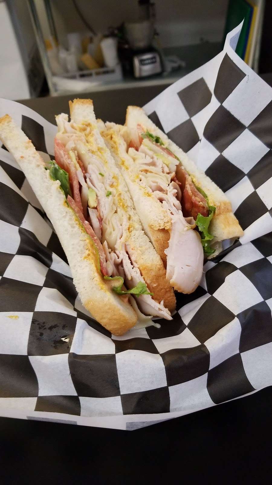 The Sandwich Shoppe at Medic One Pharmacy | 1701 Fairway Dr #3a, Alvin, TX 77511, USA | Phone: (281) 968-7119