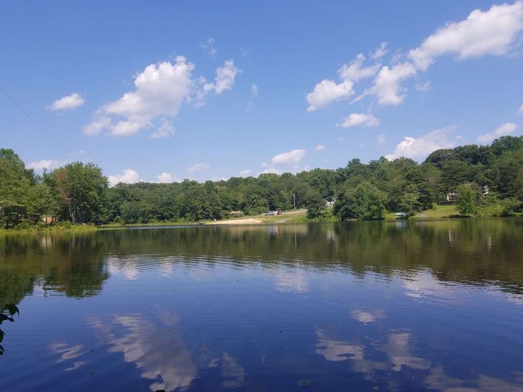 Hidden Lake Pavilion | 17-, 21 Hidden Lake Dr, Stafford, VA 22556, USA