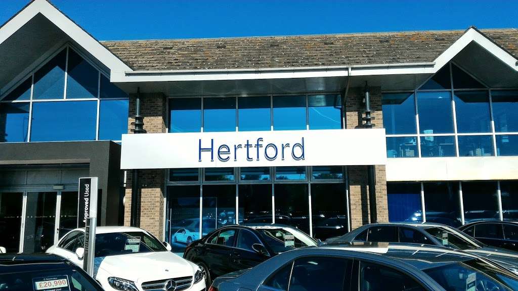 Mercedes-Benz and smart of Hertford | Foxholes Business Park John, John Tate Rd, Hertford SG13 7LB, UK | Phone: 01992 726229