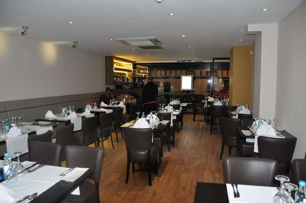 Mustard Indian Restaurant | 190 High St, Hornchurch RM12 6QP, UK | Phone: 01708 474077