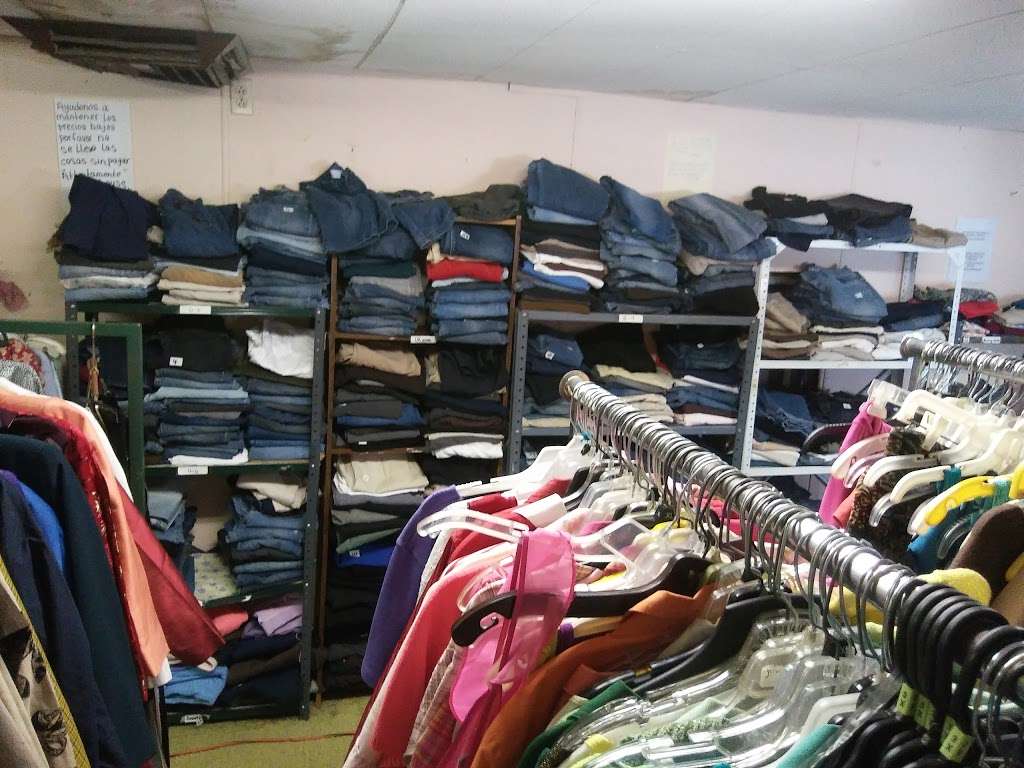 clothes closet thrift store | 23100 Betty Rd, Perris, CA 92570, USA | Phone: (951) 355-9741