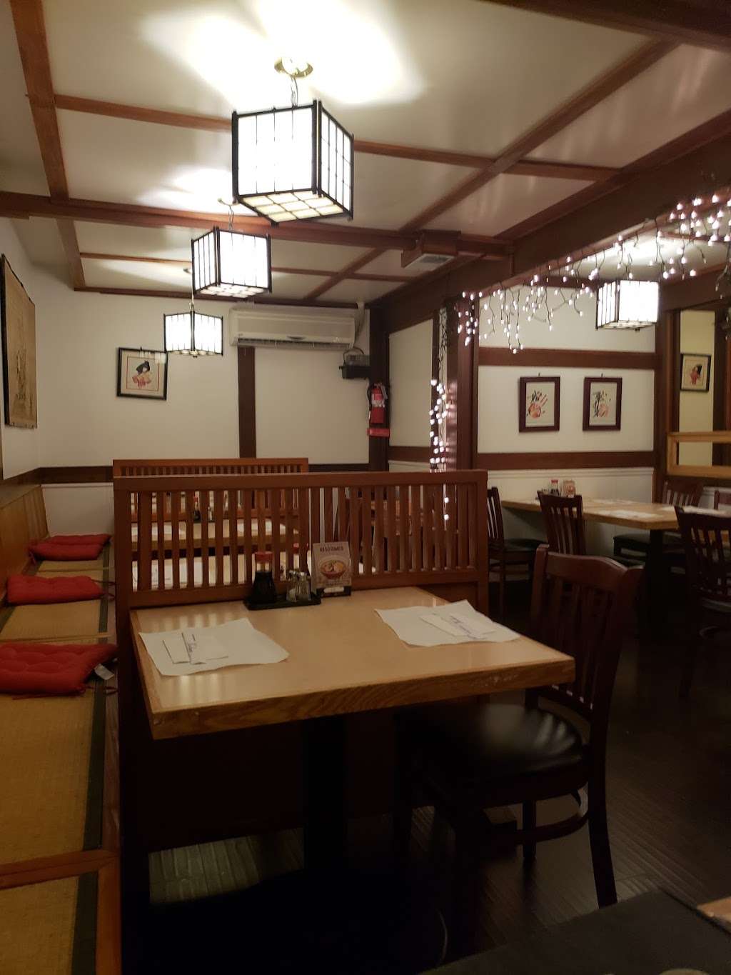 Kinokawa Japanese Restaurant | 1611 E Wardlow Rd, Long Beach, CA 90807, USA | Phone: (562) 427-8737