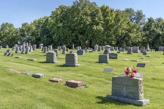 Barry Cemetery | 1327 NW Barry Rd, Kansas City, MO 64155 | Phone: (816) 452-8419