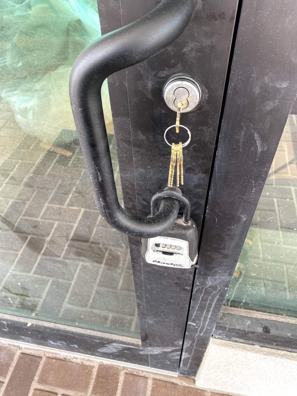 Global Locksmith Pros | 2825 Mayport Rd STE 1, Jacksonville, FL 32233, USA | Phone: (904) 250-0452