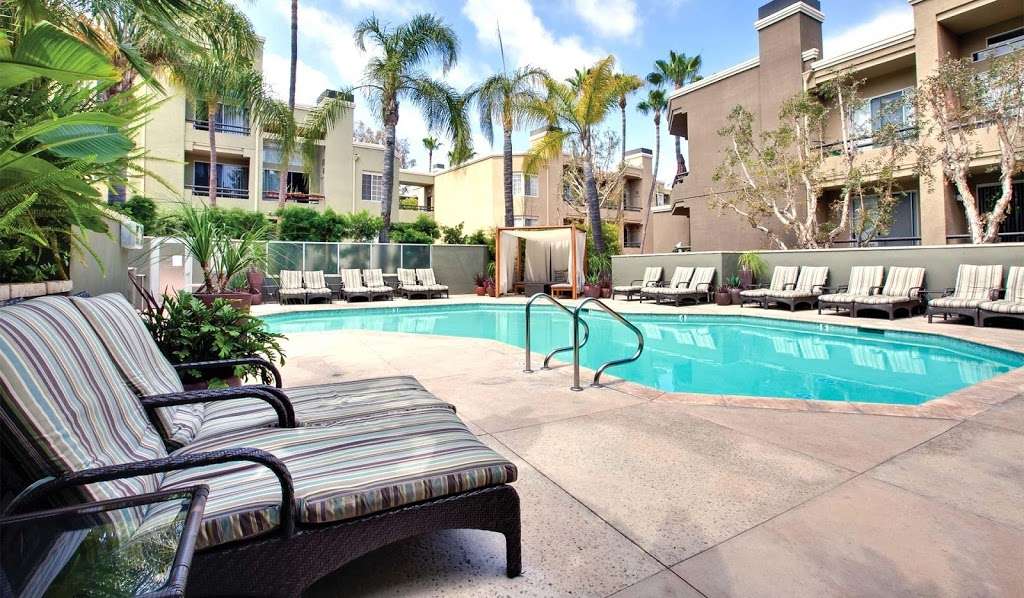 HillCreste Apartments | 1420 Ambassador St, Los Angeles, CA 90035, USA | Phone: (424) 581-1037