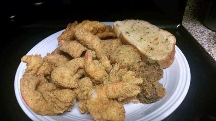 Lotus Seafood and Wings | 10092 Veterans Memorial Dr, Houston, TX 77038, USA | Phone: (281) 447-8881