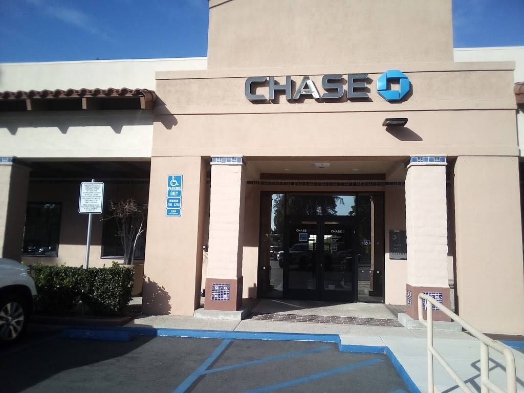Chase Bank | 20385 Yorba Linda Blvd, Yorba Linda, CA 92886, USA | Phone: (714) 777-5596