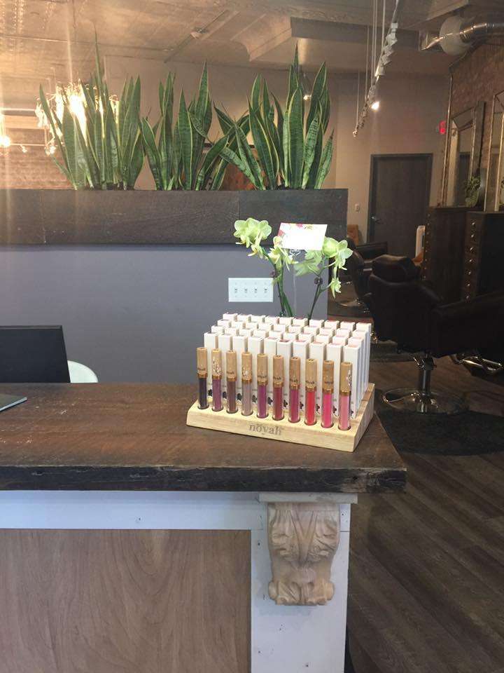 Ash & Willow Eco Salon and Beauty Apothecary | 604 Devon Ave, Park Ridge, IL 60068, USA | Phone: (847) 696-7560