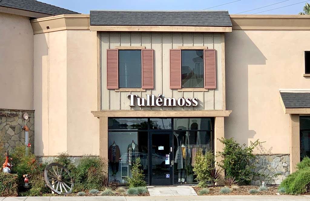 Tullemoss Boutique | 4101 N Bellflower Blvd d, Long Beach, CA 90808, USA | Phone: (562) 421-8889