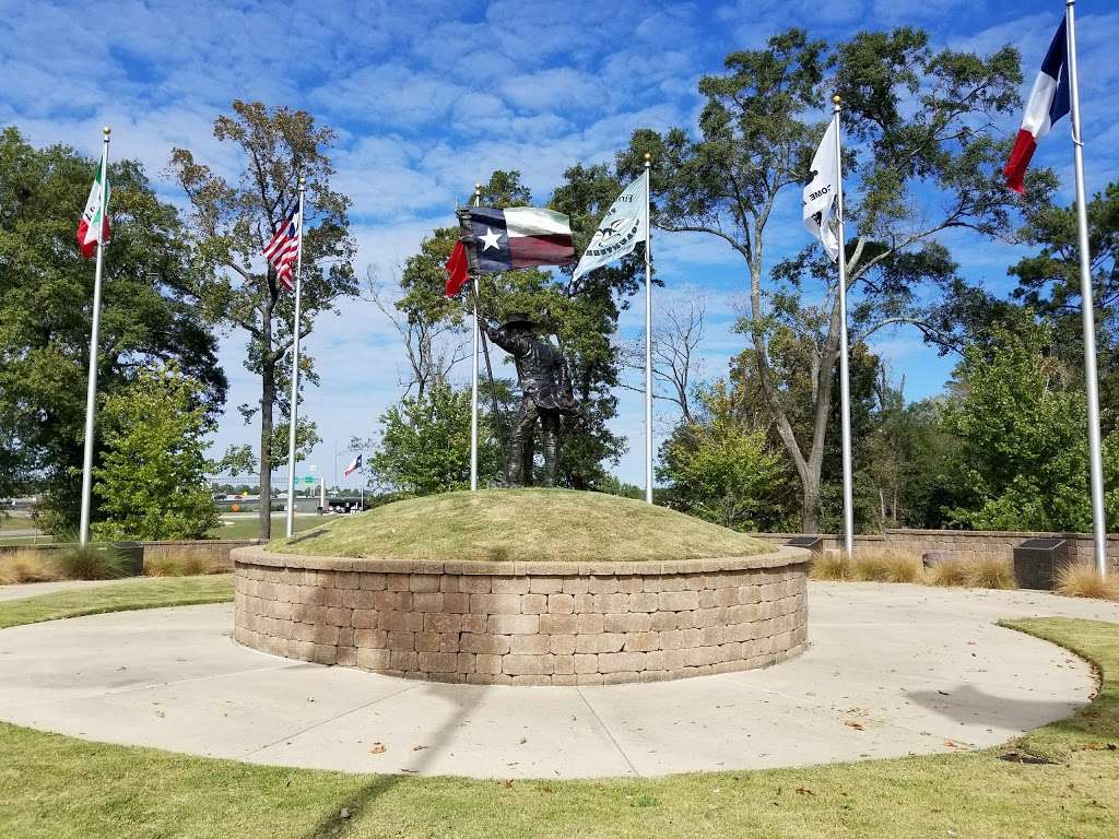 The Lone Star Monument & Historical Flag Park | Interstate 45 N, Conroe, TX 77301, USA | Phone: (936) 522-3842