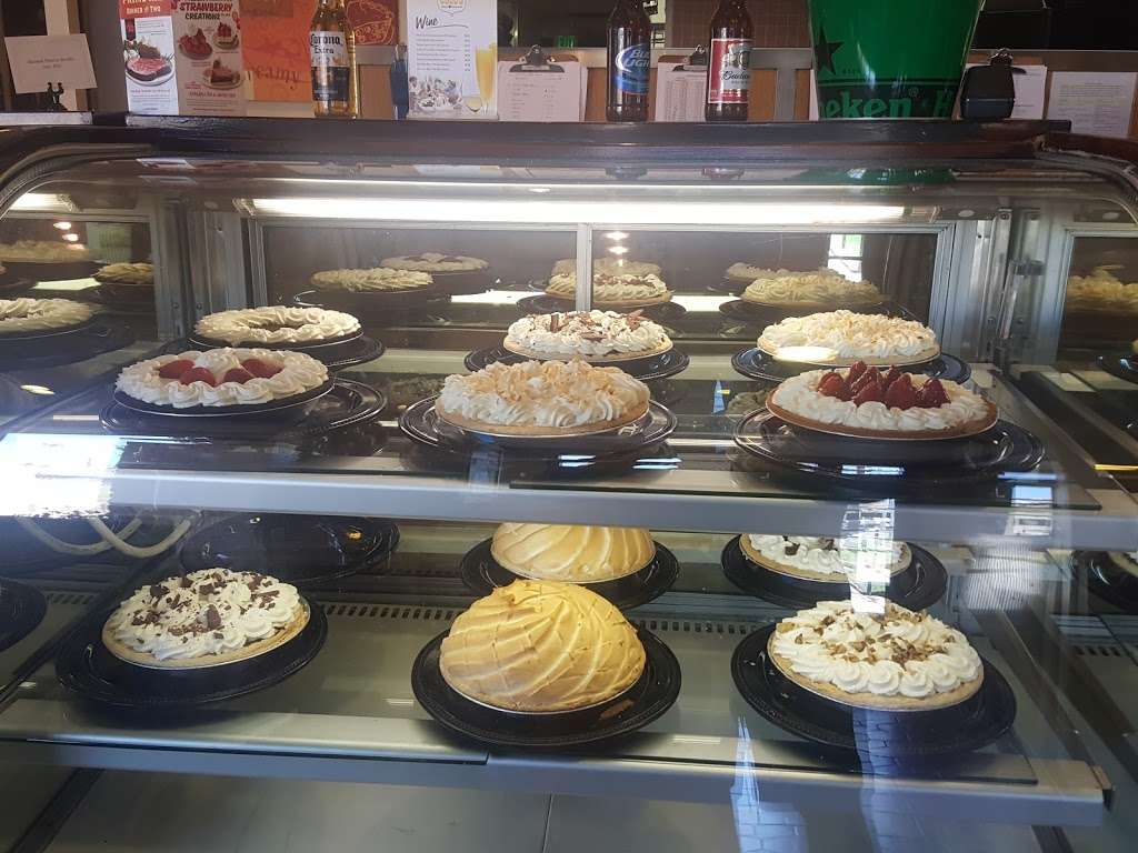 Cocos Bakery Restaurant | 28200 S Western Ave, San Pedro, CA 90732, USA | Phone: (310) 831-5903