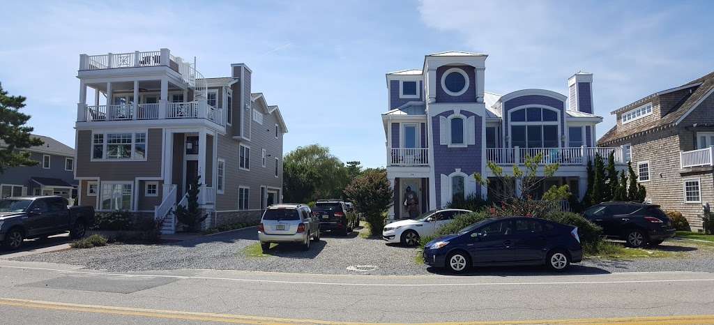 The Purple House | 29 S Atlantic Ave, Bethany Beach, DE 19930 | Phone: (610) 547-0031