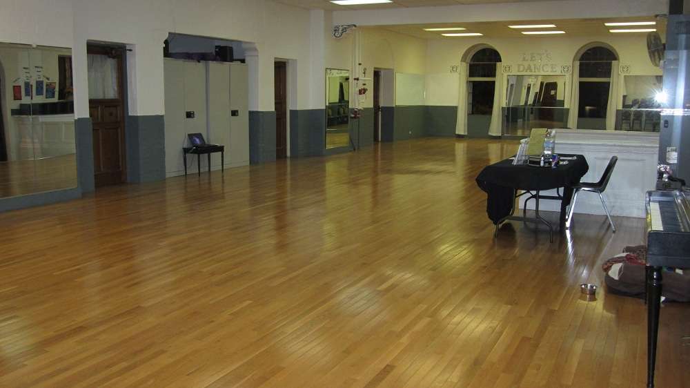 Baile Divino Dance Studio | 140 N Louise St, Glendale, CA 91206, USA | Phone: (818) 861-6504