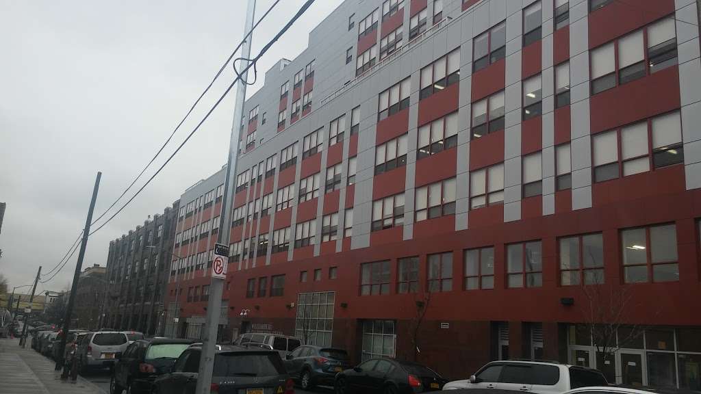 Williamsburg Charter High School | 198 Varet St, Brooklyn, NY 11206 | Phone: (718) 782-9830