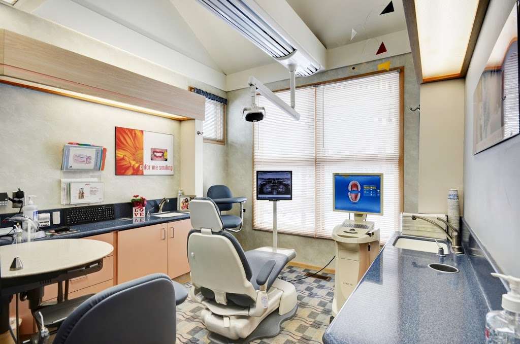 March Family Dental Care | 517 S Governors Hwy, Peotone, IL 60468, USA | Phone: (708) 258-6281