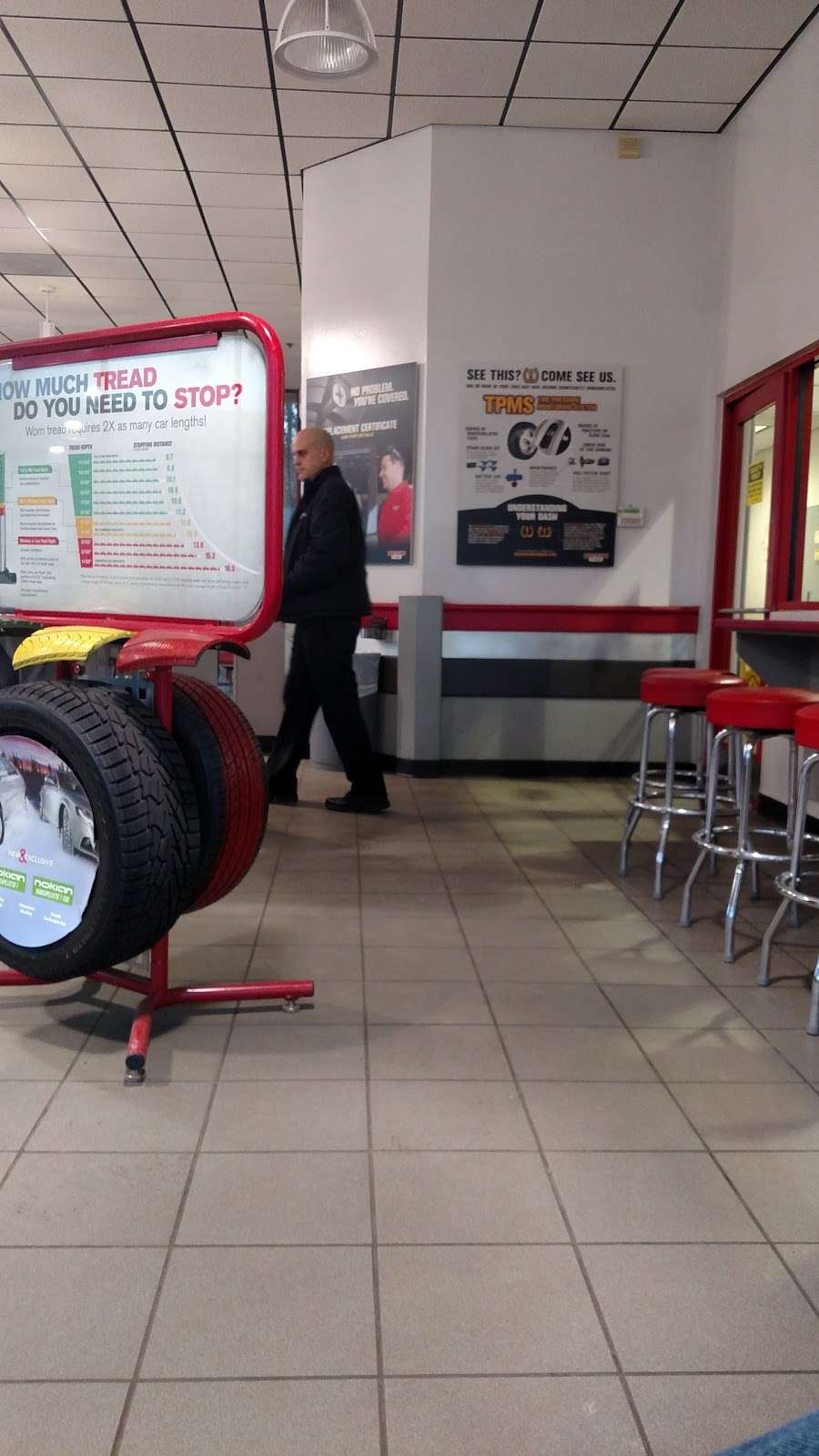 Discount Tire | 15200 Thatcher Ln, Carmel, IN 46032, USA | Phone: (317) 818-0273