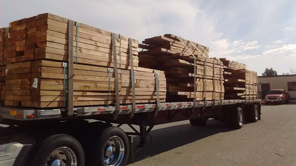 Robbins Lumber Sales Inc | 15555 Valencia Ave, Fontana, CA 92335, USA | Phone: (909) 829-3141