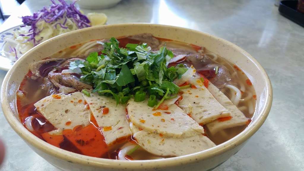 Bun Bo Hue | 2871 Senter Rd, San Jose, CA 95111, USA | Phone: (408) 629-4212