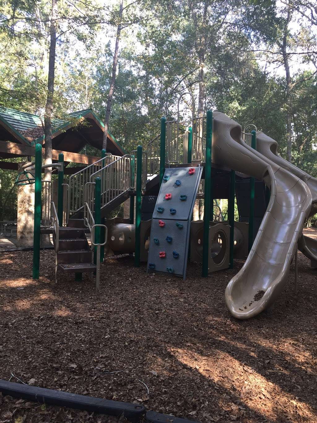 Grogans Point Park | 100 Grogans Point Rd, The Woodlands, TX 77380, USA | Phone: (281) 210-3800