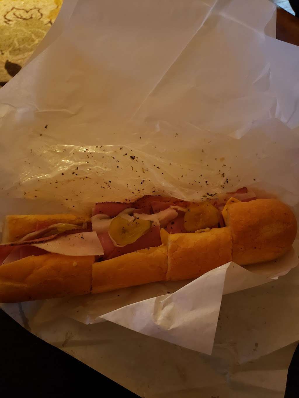 Haileys Hoagies | 1055 W 63rd St, Chicago, IL 60621, USA | Phone: (773) 424-4439