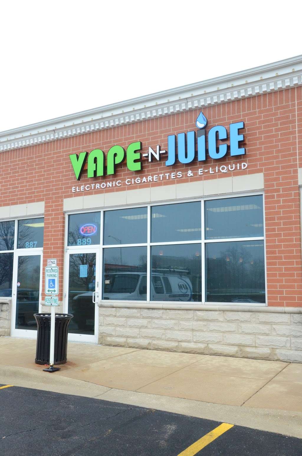 Vape N Juice | 889 S Randall Rd, Elgin, IL 60123 | Phone: (224) 268-3150