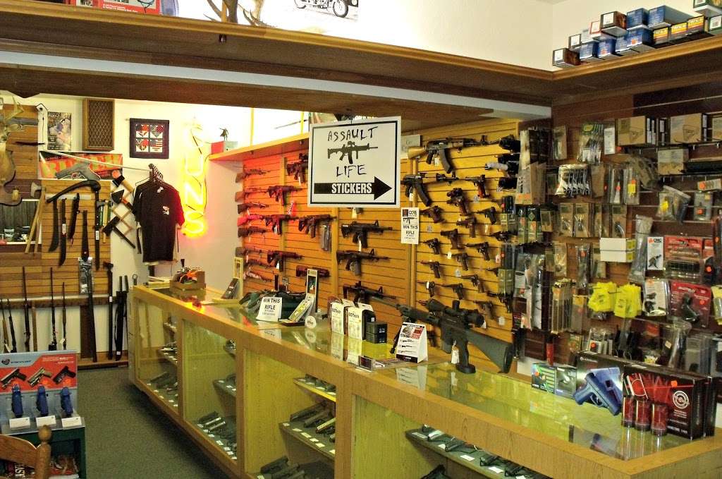 Smyrna Shooters Supply | 1401 S Ridgewood Ave #4, Edgewater, FL 32132, USA | Phone: (386) 423-1728