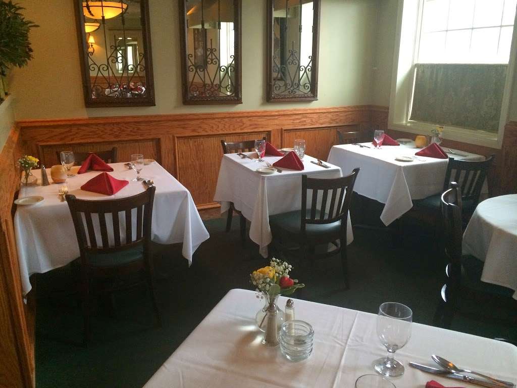 Vincenzos | 665 Bound Brook Rd, Middlesex, NJ 08846, USA | Phone: (732) 968-7777