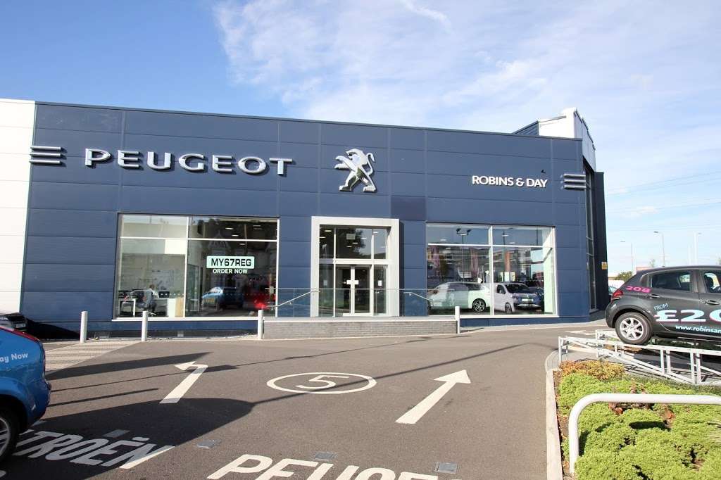 Robins & Day Peugeot Chingford | Chingford Rd, Walthamstow, London E4 8SP, UK | Phone: 020 3589 7777