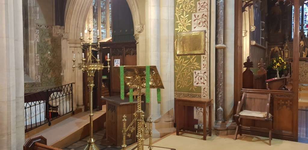 St Thomas a Becket Church | Vineyards Rd, Northaw, Potters Bar EN6 4NW, UK