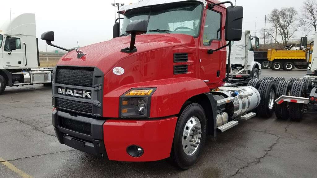 Pozzo Truck Center, Inc | 3001 E 15th Pl, Gary, IN 46403, USA | Phone: (219) 883-8581