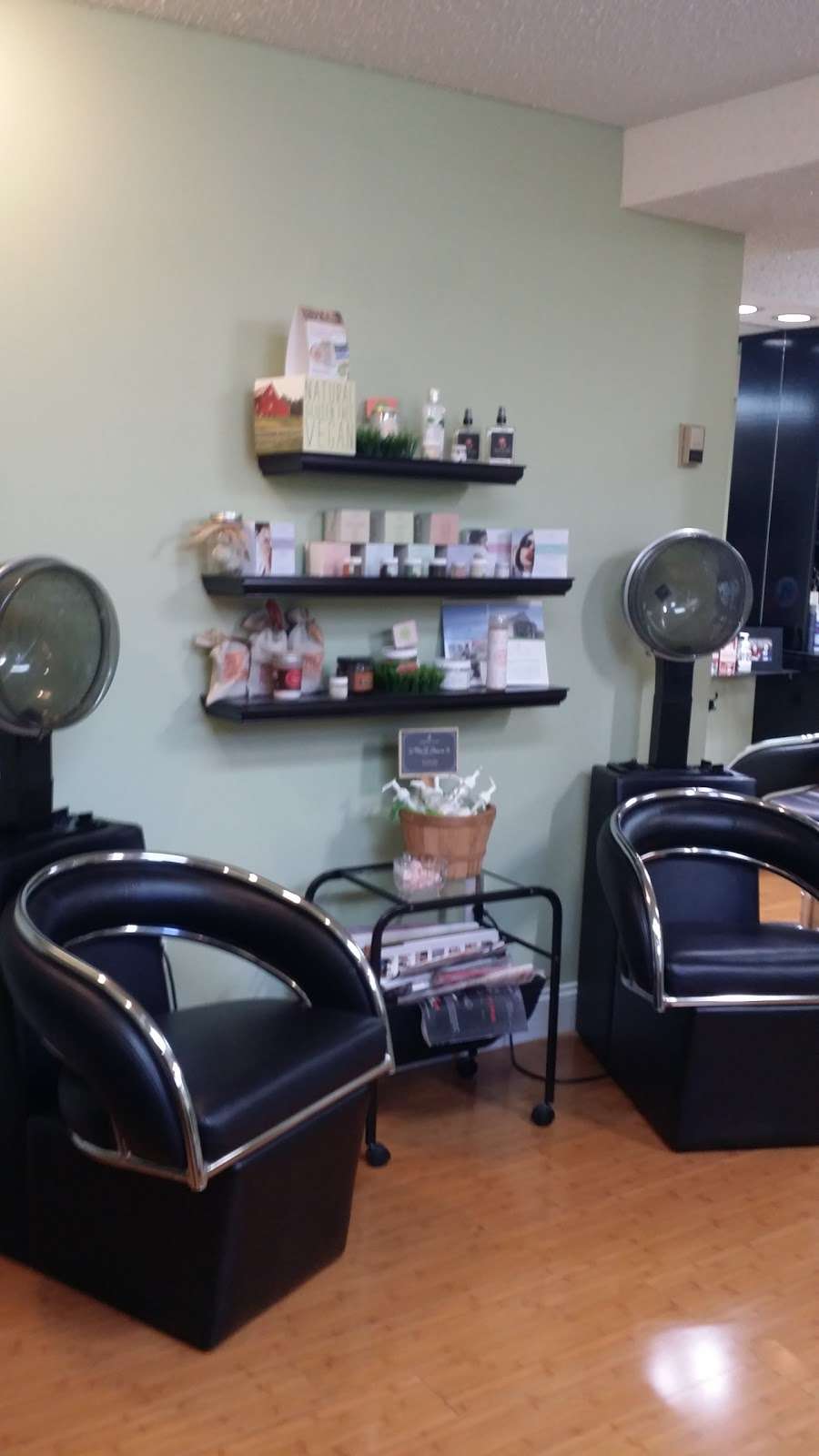 Christinas Hair Studio | 10 Raymond Rd, Ocean View, NJ 08230, USA | Phone: (609) 624-3569