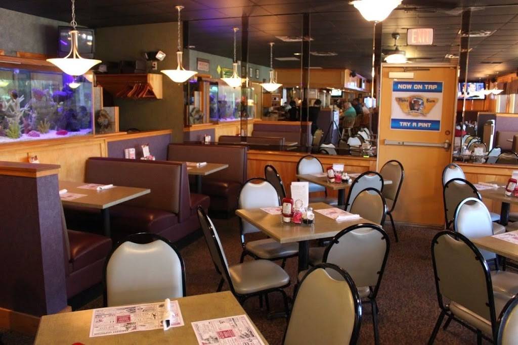Mister Dees Restaurant | 450 Beach Rd, Cheektowaga, NY 14225, USA | Phone: (716) 634-1298