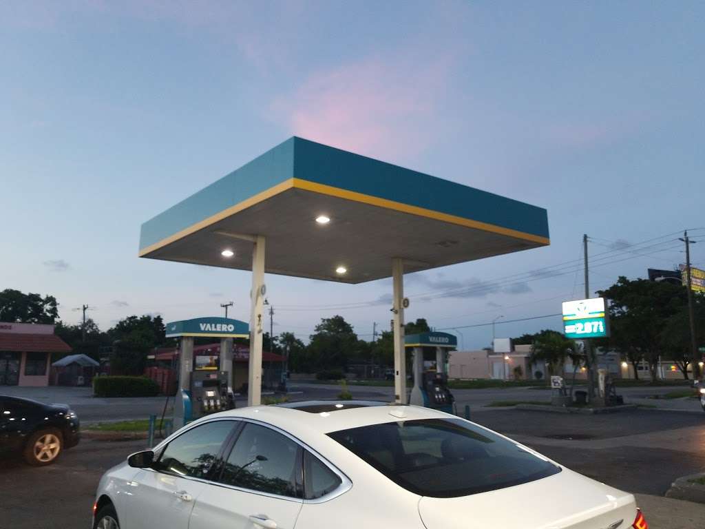 VALERO | 6300 Johnson St, Hollywood, FL 33024, USA