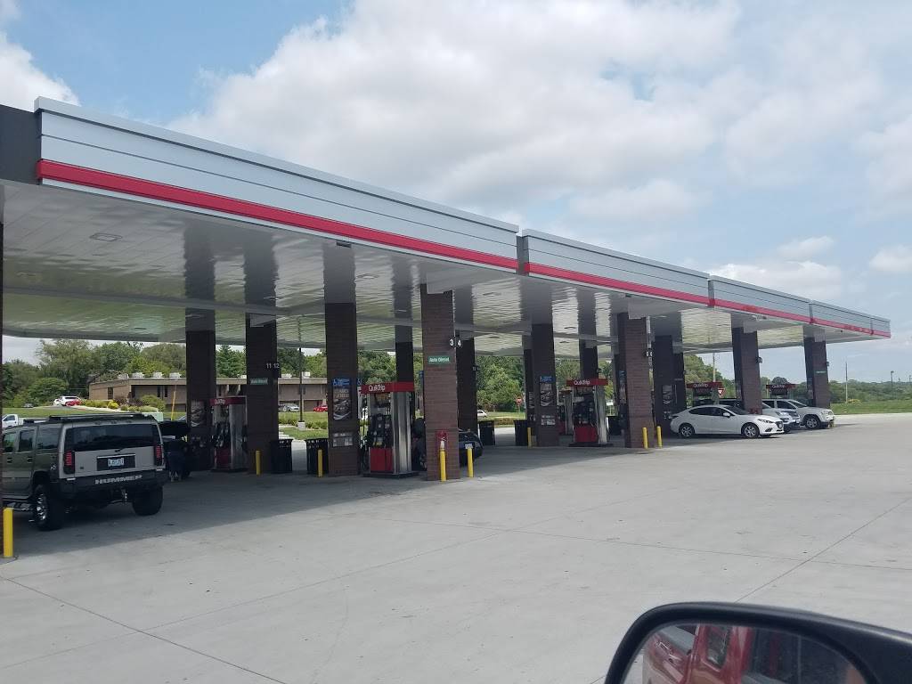 Quik Trip | 6313 MO-9, Parkville, MO 64152, USA | Phone: (816) 505-1609