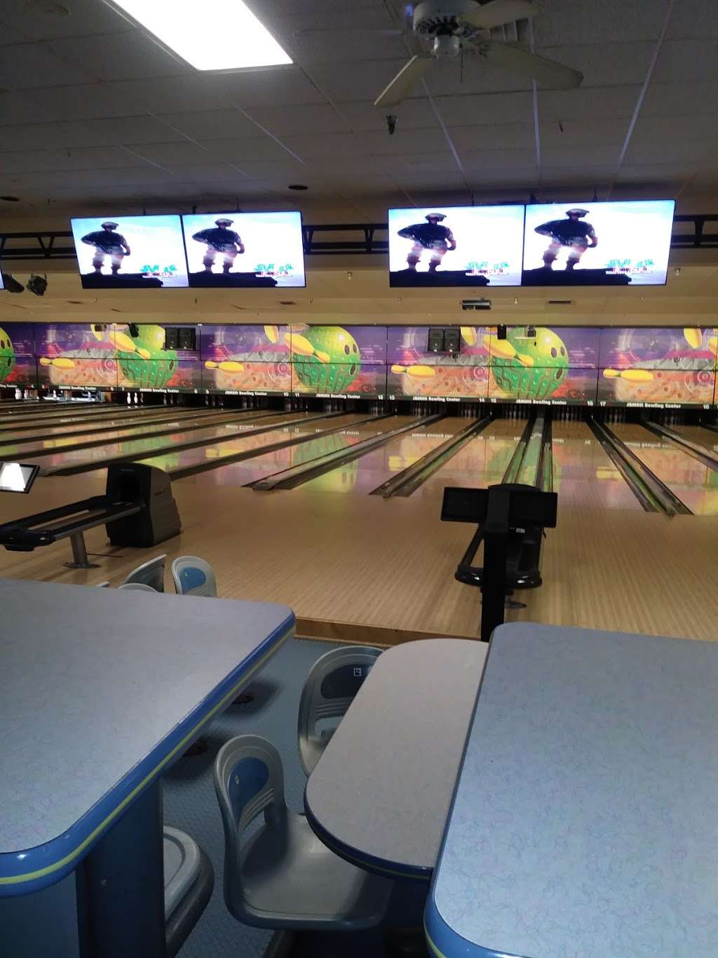 Fort Myer Bowling Center | 411 McNair Rd, Fort Myer, VA 22211, USA | Phone: (703) 528-4766