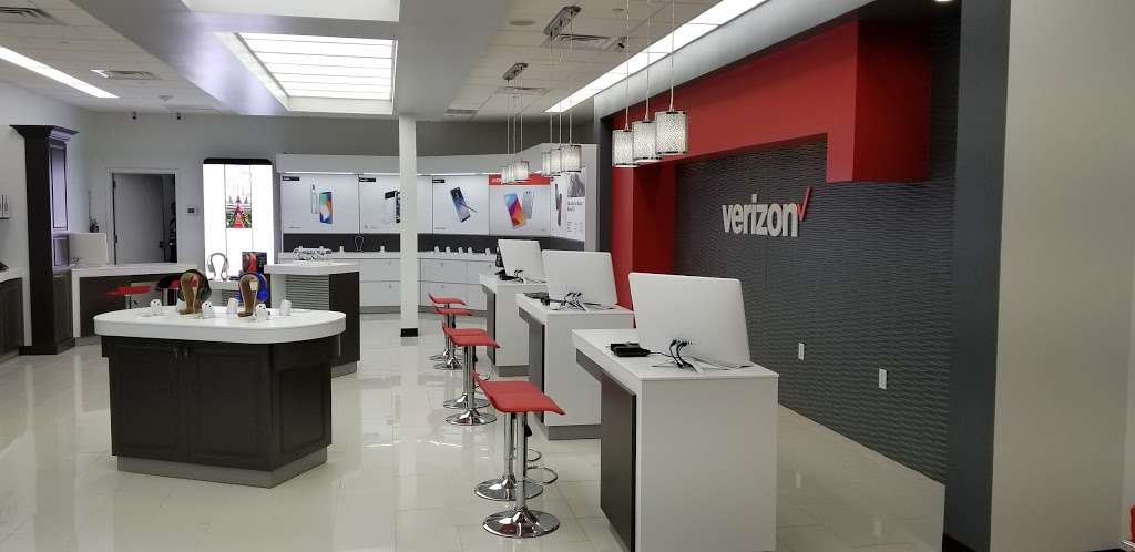 Verizon Authorized Retailer, AMG Wireless | 13513 University Blvd Suite #400, Sugar Land, TX 77479, USA | Phone: (281) 207-6116