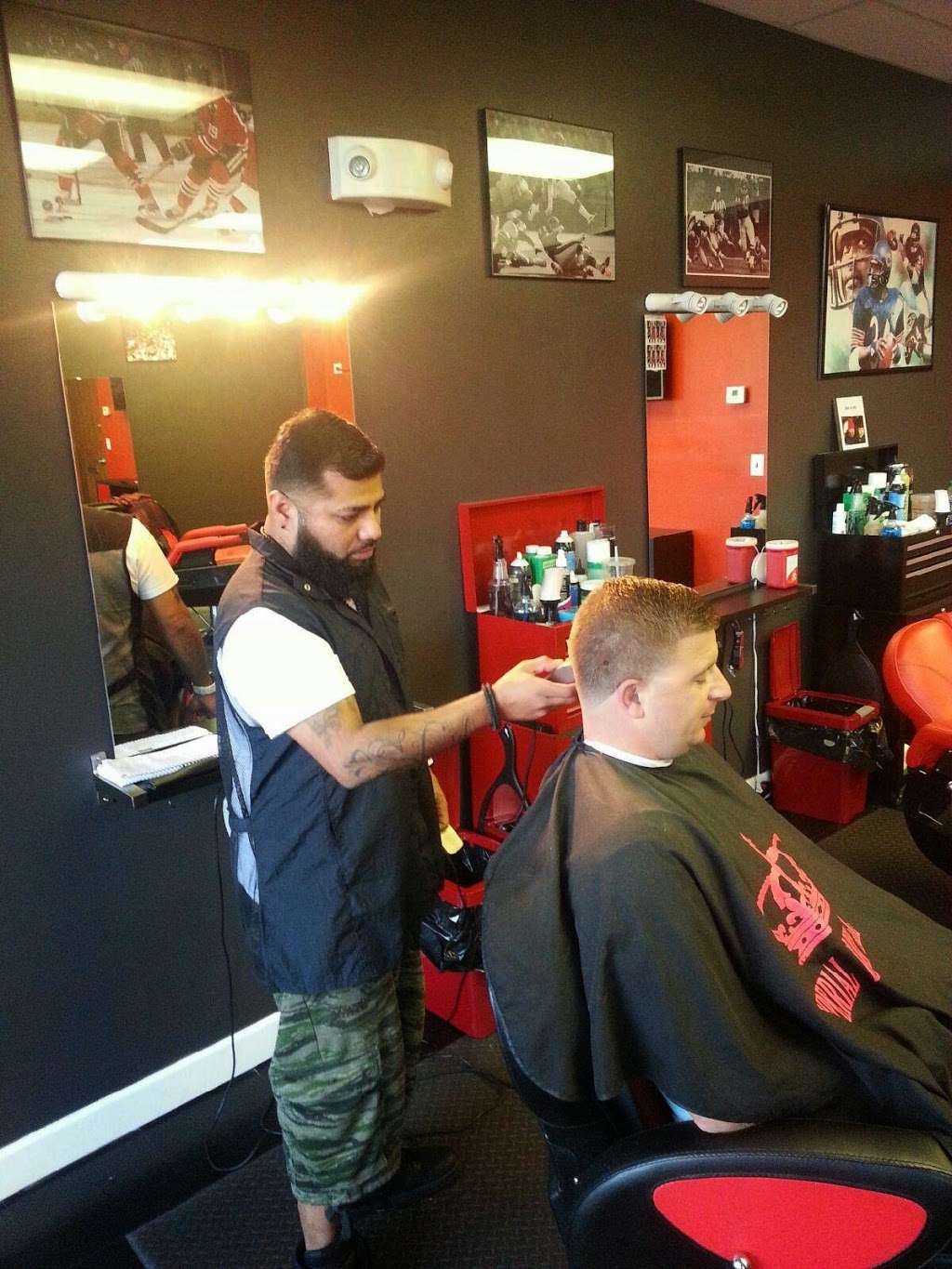 Imperial Cutz Barber Lounge | 5650 Arlington Dr E, Hanover Park, IL 60133 | Phone: (224) 578-1093