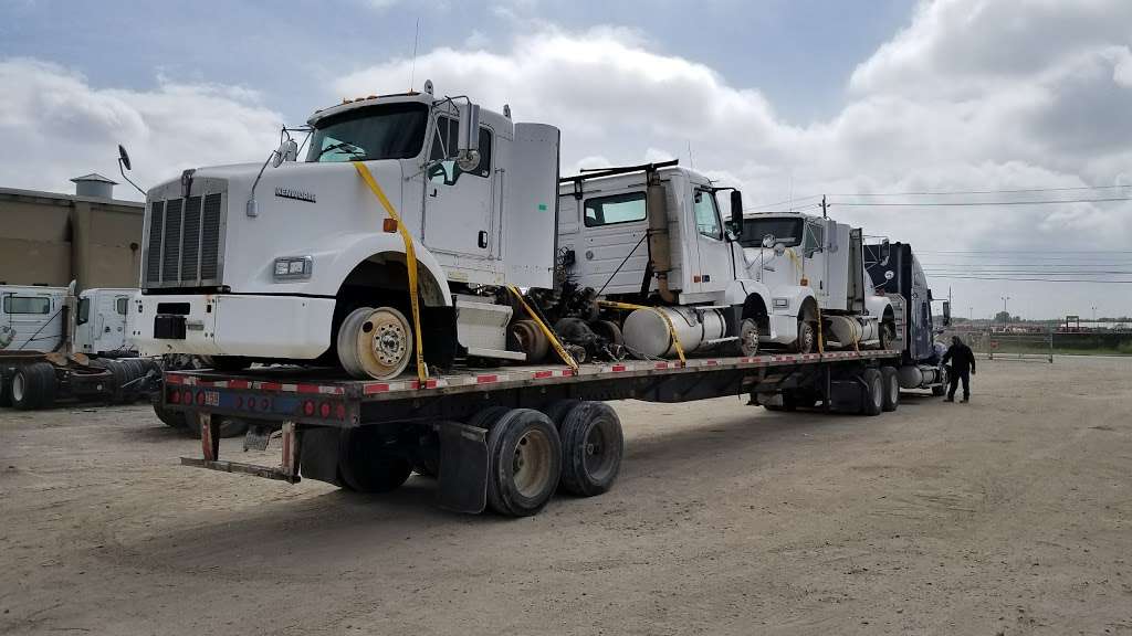Central Truck Parts | 8121 Market St, Houston, TX 77029, USA | Phone: (713) 675-6970