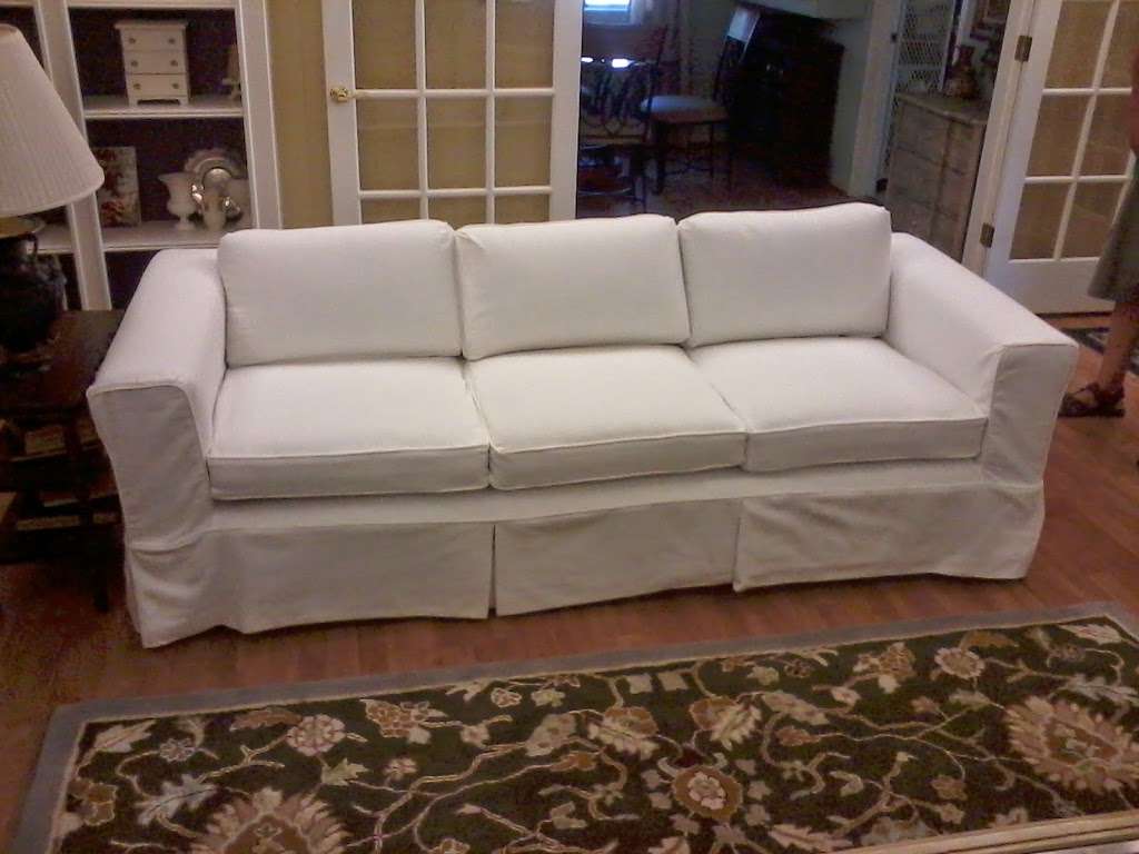 Elegant Upholstery and Slipcovers | 515 Melbourne St, Houston, TX 77022, USA | Phone: (281) 543-7370