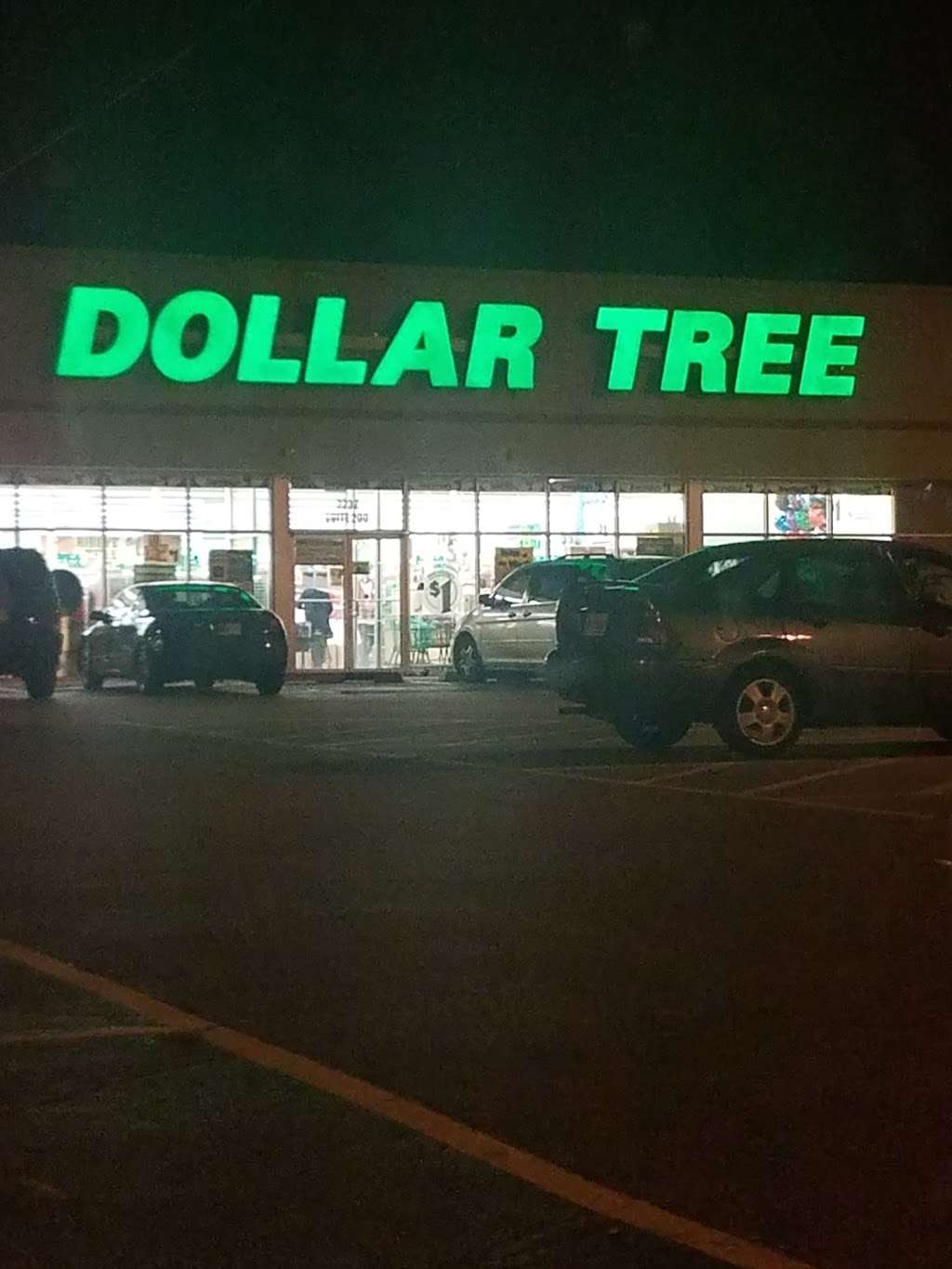 Dollar Tree | 2232 Grant St #200, Gary, IN 46404, USA | Phone: (219) 977-1281
