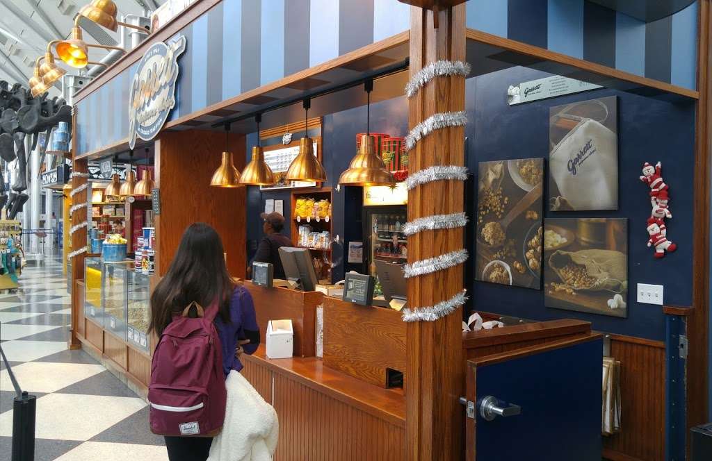 Garrett Popcorn Shops | OHare International Airport (ORD), Terminal 1 Concourse B, 5600 Mannheim Rd, Chicago, IL 60666 | Phone: (888) 476-7267