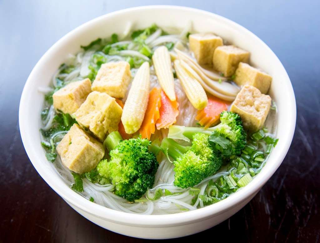 Ha Long Bay Pho & Grill | 13152 Newport Ave Ste A, Tustin, CA 92780, USA | Phone: (714) 852-3897