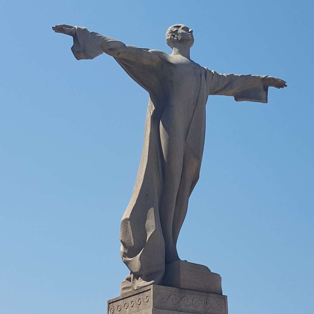 Titanic Memorial | Washington, DC 20005, USA | Phone: (202) 354-2211