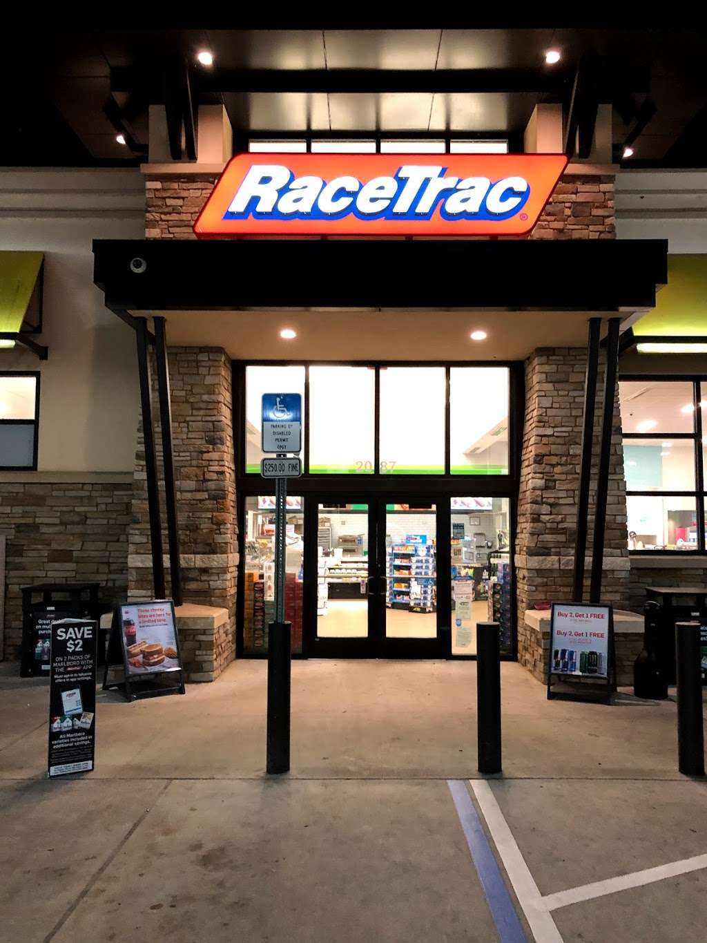 RaceTrac | 2087 Lpga Blvd, Daytona Beach, FL 32124, USA | Phone: (386) 274-4811