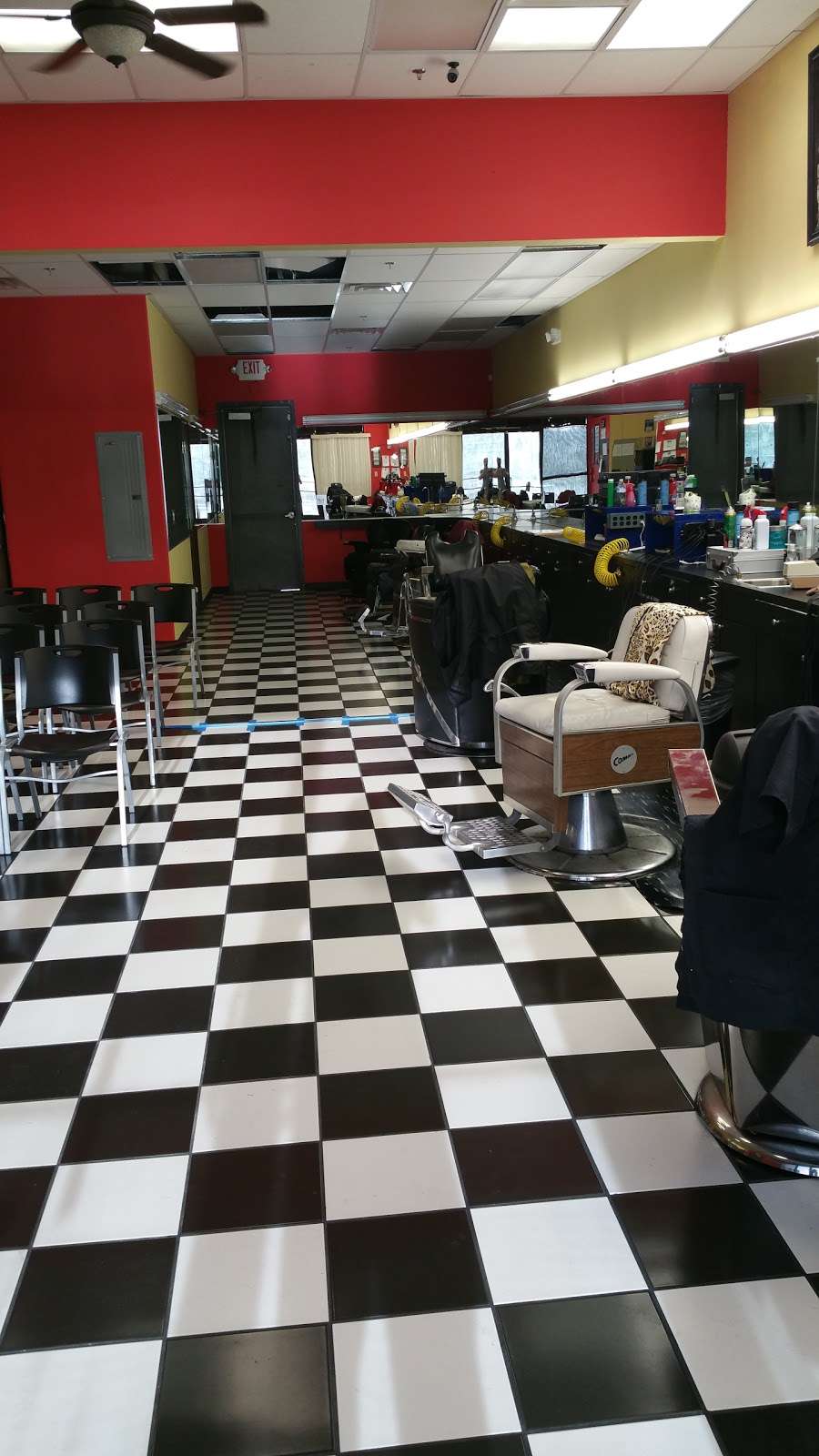Marios Classic Barber Shop | 5725 Losee Rd Suite 110, North Las Vegas, NV 89081 | Phone: (702) 888-1829