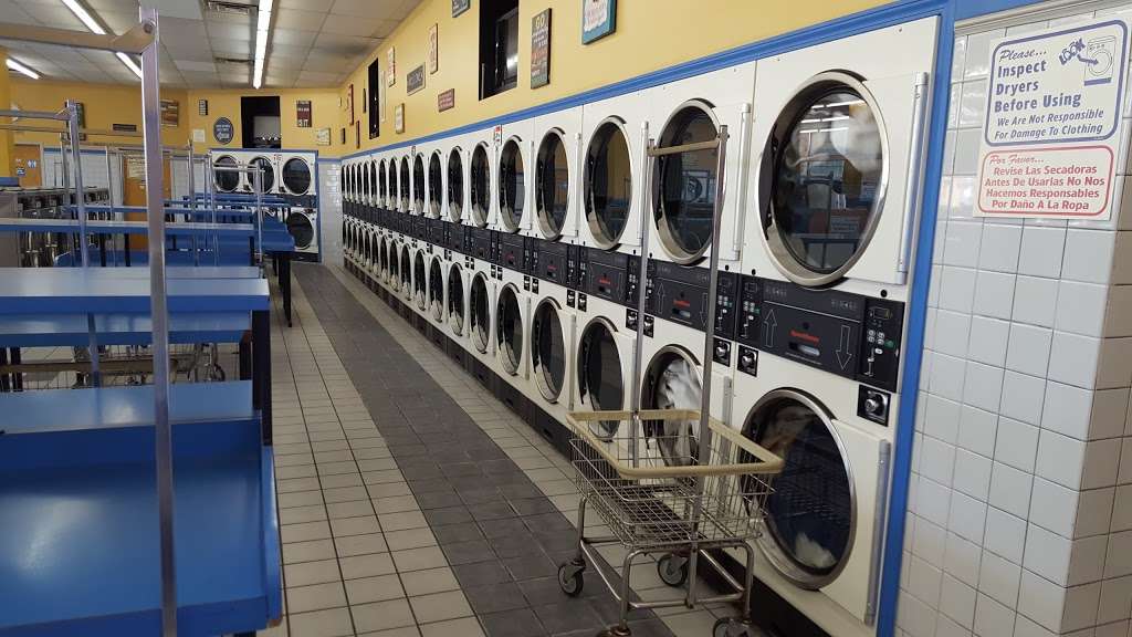 Archer & Central Coin Laundry | 5885 S Archer Ave, Chicago, IL 60638, USA | Phone: (773) 585-0625